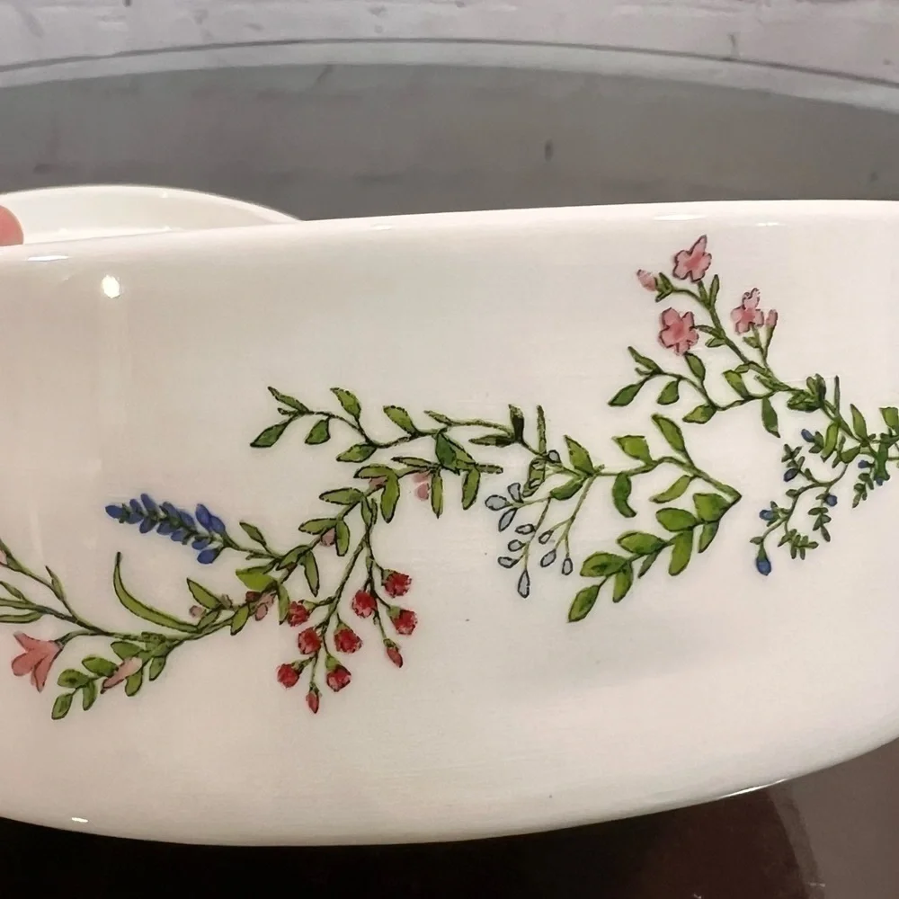 RAE DUNN COLLECTIBLE CERAMICS Trinket Tray “Best Gigi” embossed! Great gift NWOT